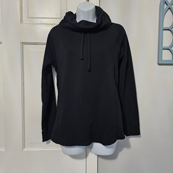 32 Degrees Tops - 32 Degrees Black Sweatshirt
